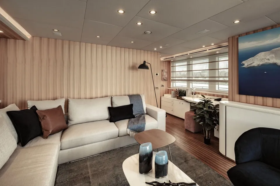 2015 Cantiere Delle Marche Darwin Class 102, photo 13