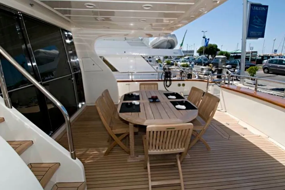 2026 Falcon 102, photo 6