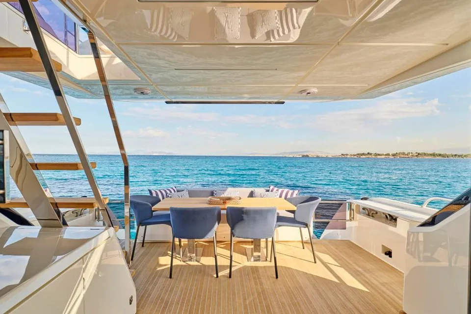 2022 Ferretti 720, photo 1
