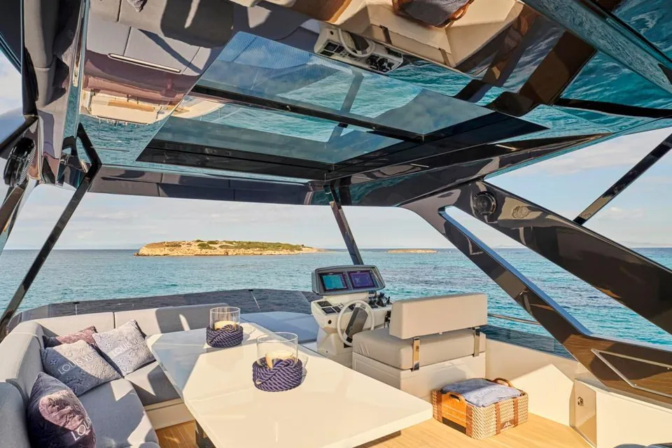 2022 Ferretti 720, photo 6