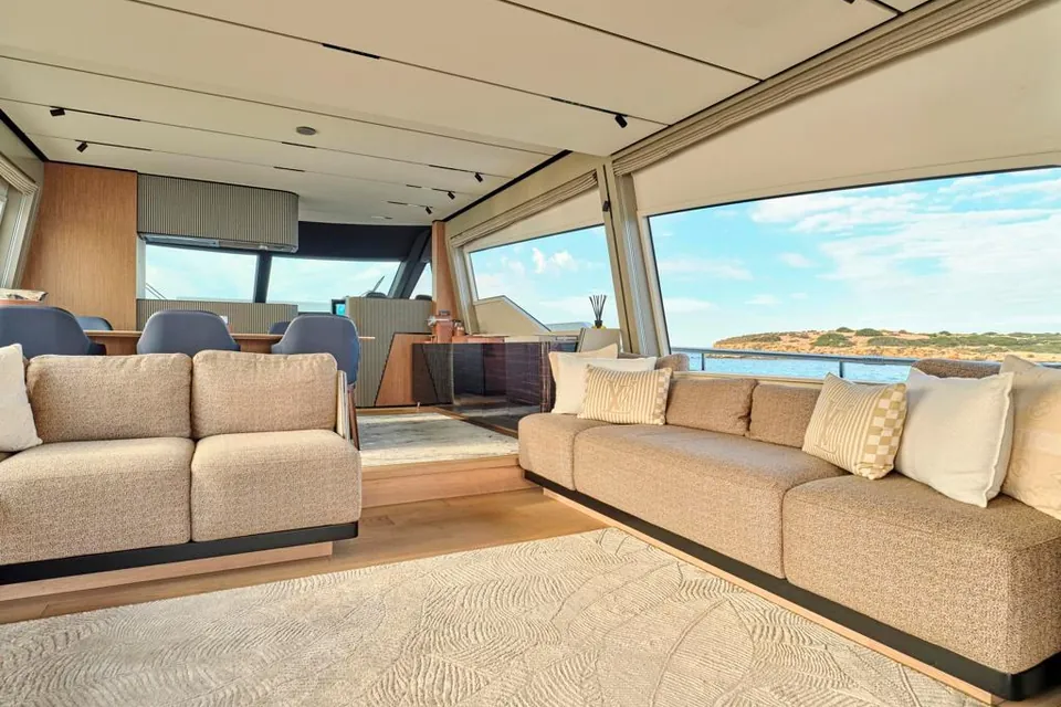 2022 Ferretti 720, photo 12