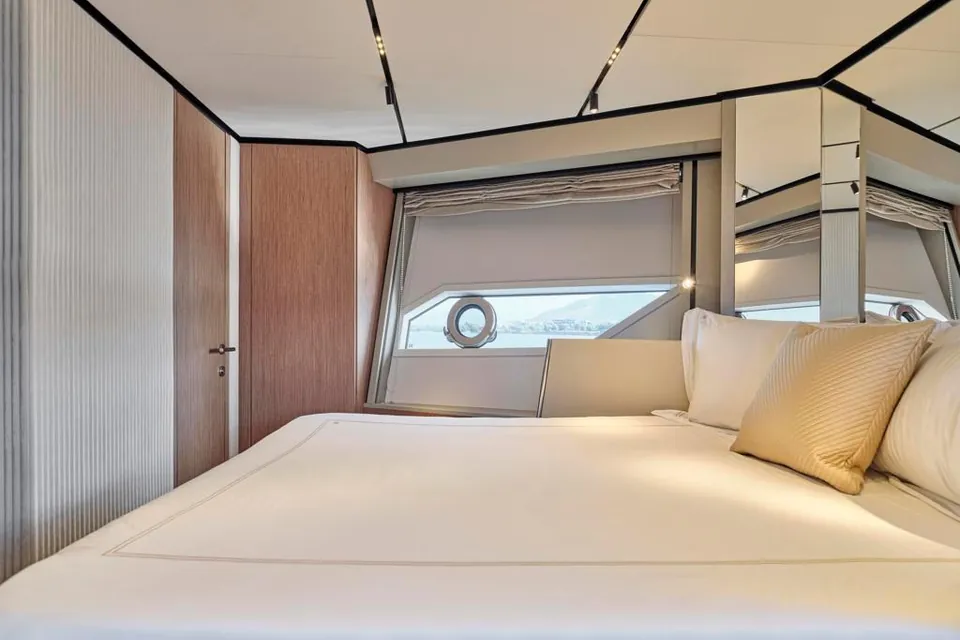 2022 Ferretti 720, photo 28
