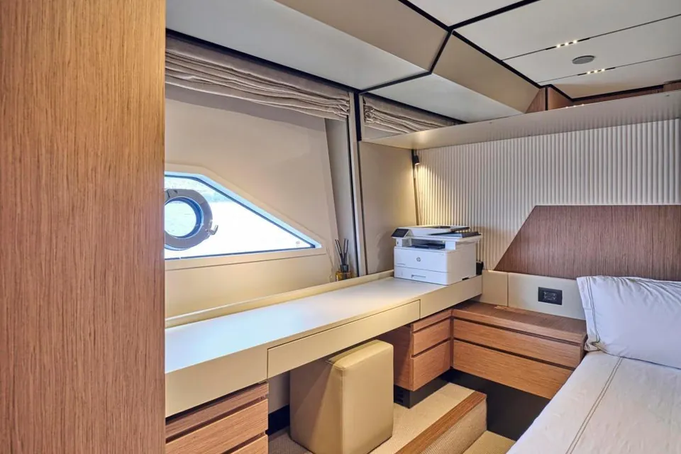2022 Ferretti 720, photo 32