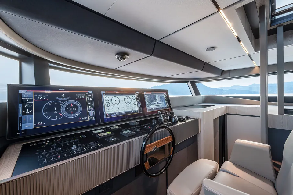 2026 Ferretti Infynito 80, photo 4