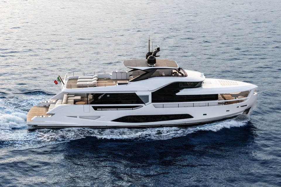 2026 Ferretti Infynito 80, photo 21