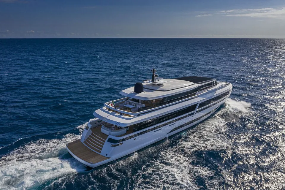 2019 ISA Yachts Extra 130 Alloy, photo 8