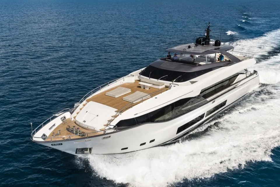 2017 Maiora 36X DP, photo 1