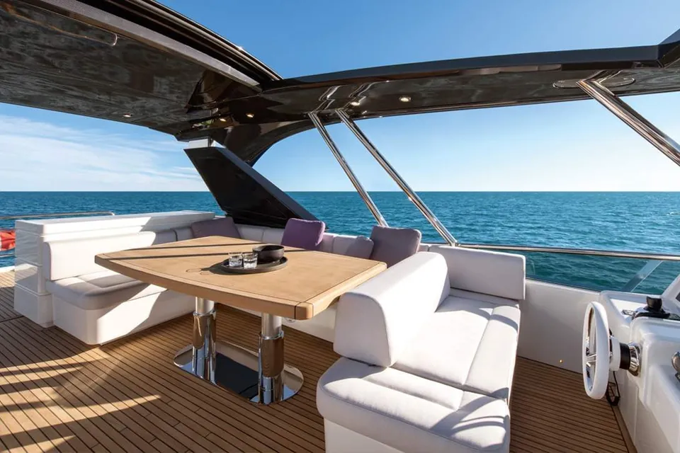 2019 Monte Carlo Yachts MCY 70, photo 17