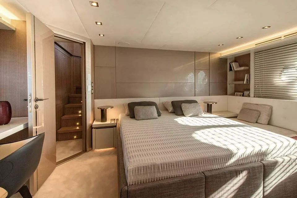 2019 Monte Carlo Yachts MCY 70, photo 25