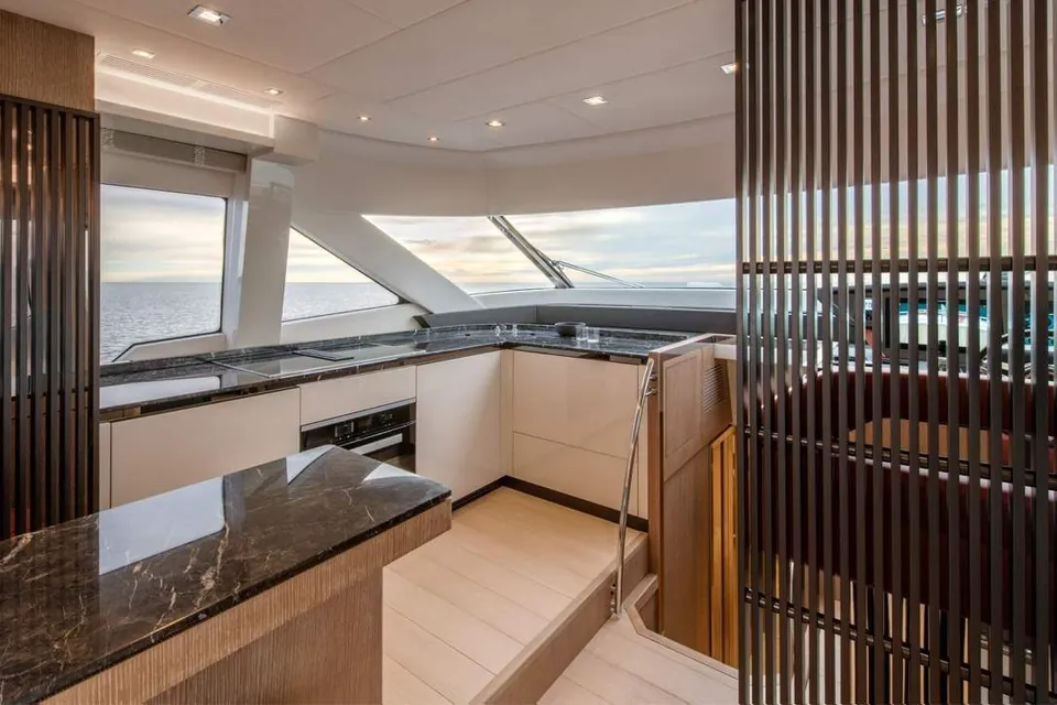 2019 Monte Carlo Yachts MCY 70, photo 33