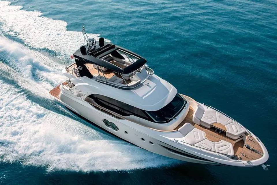 2019 Monte Carlo Yachts MCY 70, photo 41