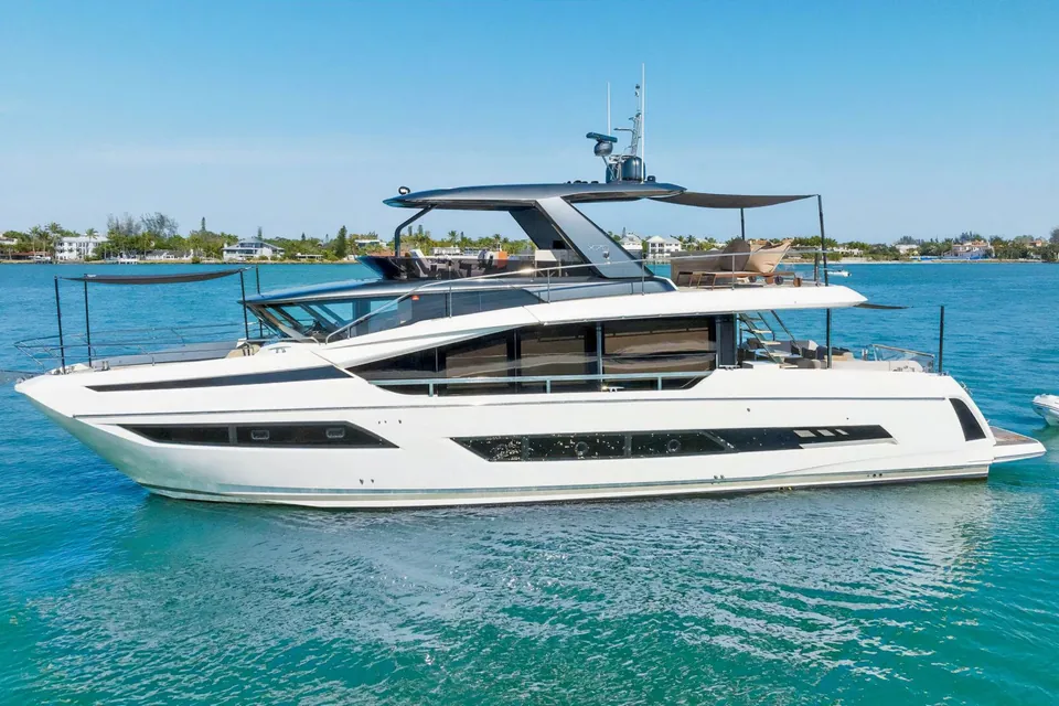 2023 Prestige Yachts X70, photo 23