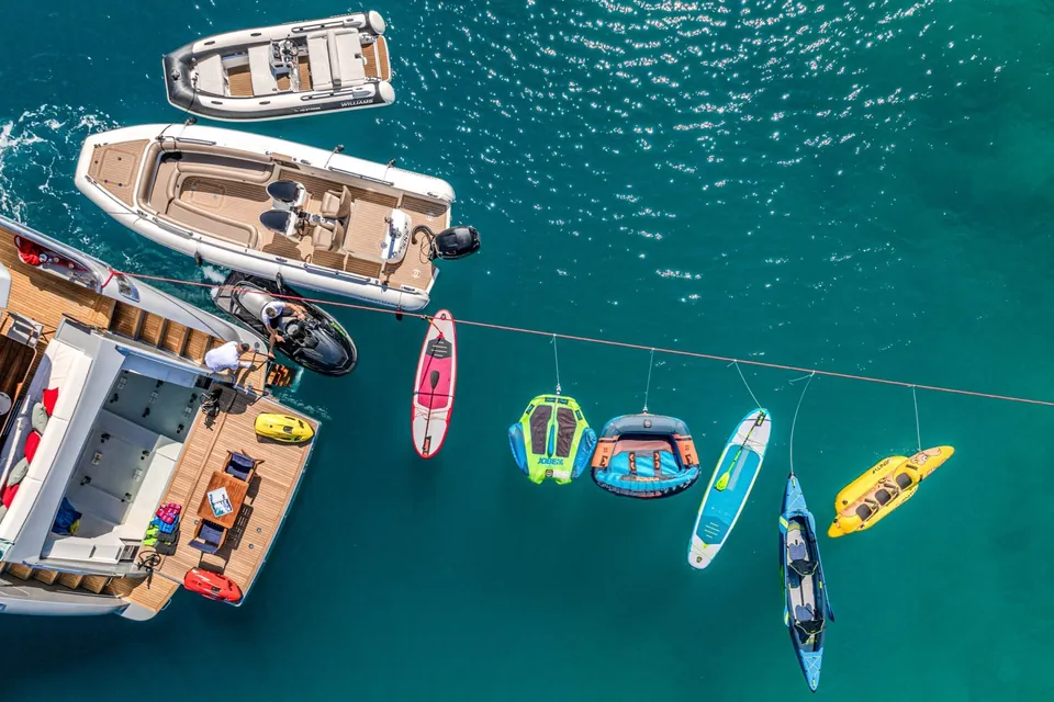 2019 Riva 100 Corsaro, photo 1