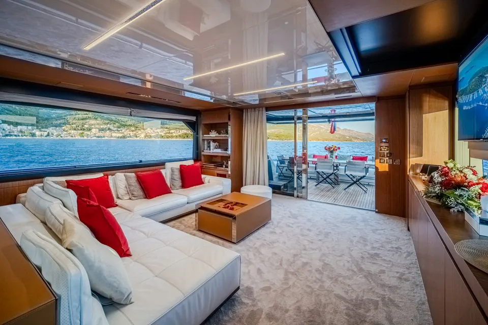2019 Riva 100 Corsaro, photo 12