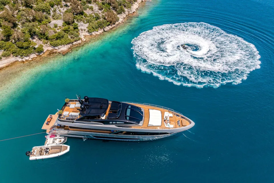 2019 Riva 100 Corsaro, photo 20