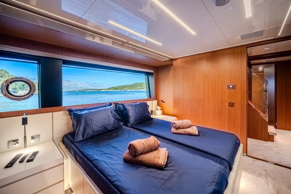 2019 Riva 100 Corsaro, photo 22