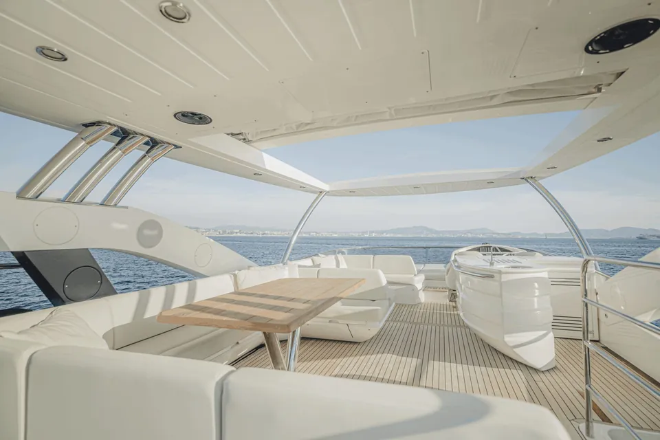 Sarahlisa, 2015 Sunseeker 75 Yacht, photo 9