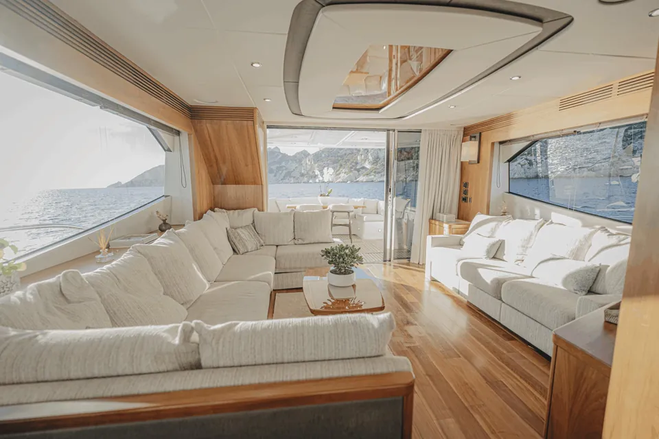 Sarahlisa, 2015 Sunseeker 75 Yacht, photo 17