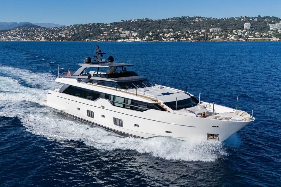Marea, 2021 Sanlorenzo SL102 Asymmetric, photo 3