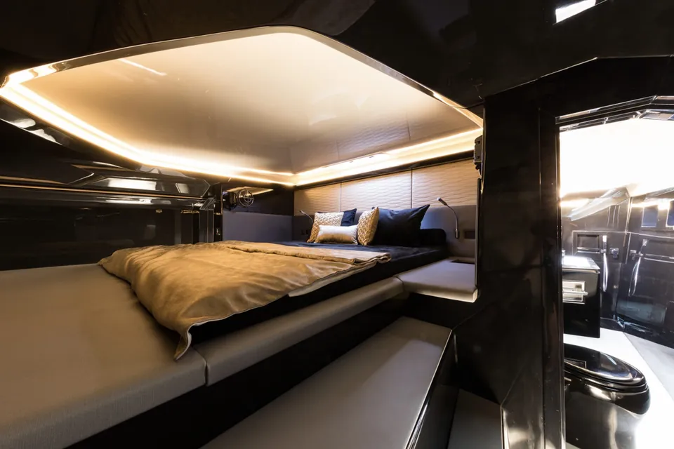 2018 Sunreef Yachts 40 Sunreef Power Diamond Edition, photo 5