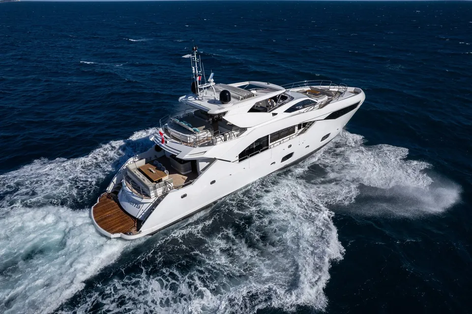 Lady Volantis, 2014 Sunseeker 115 Sport Yacht, photo 16