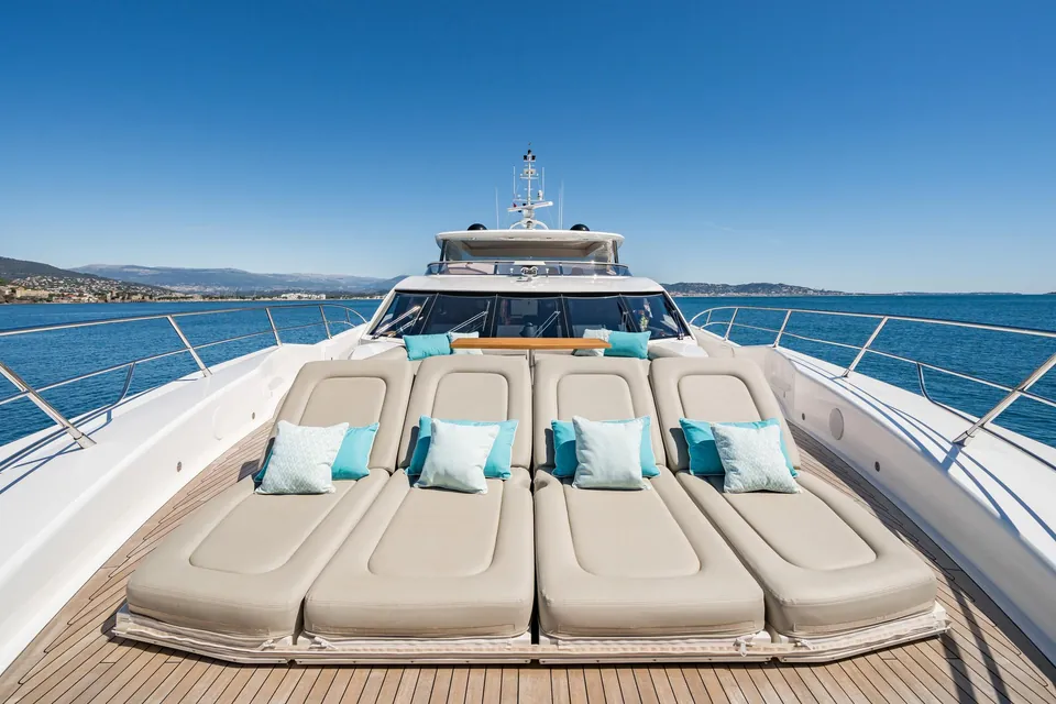Lady Volantis, 2014 Sunseeker 115 Sport Yacht, photo 19