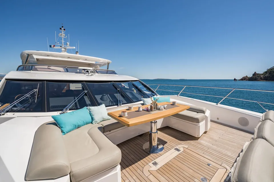 Lady Volantis, 2014 Sunseeker 115 Sport Yacht, photo 20