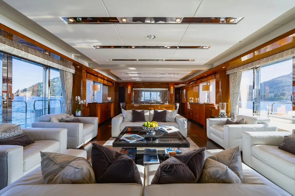 Lady Volantis, 2014 Sunseeker 115 Sport Yacht, photo 24