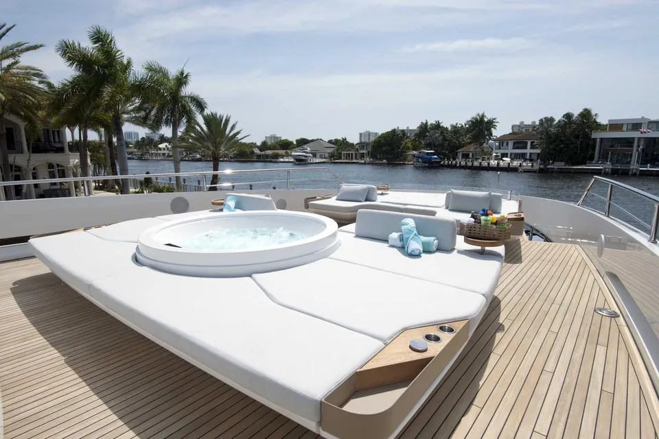 My Tyme, 2024 Azimut Grande Trideck, photo 4
