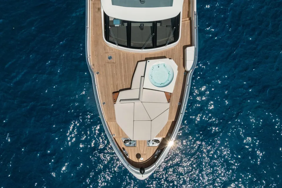 Aria, 2024 Azimut Magellano 30M, photo 3
