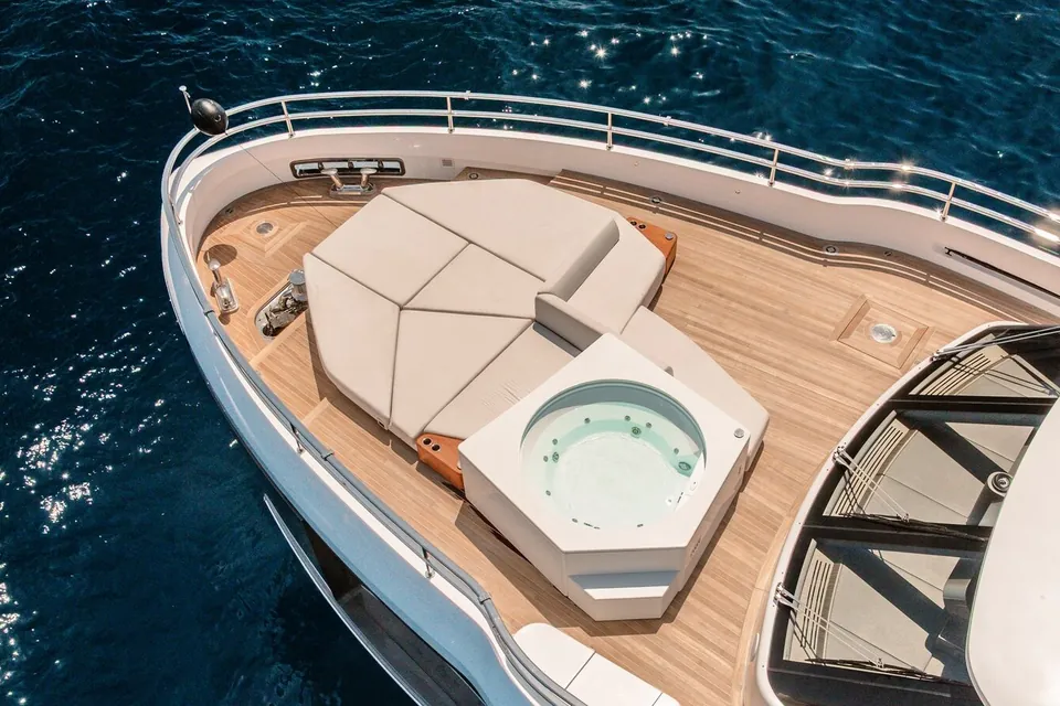 Aria, 2024 Azimut Magellano 30M, photo 4