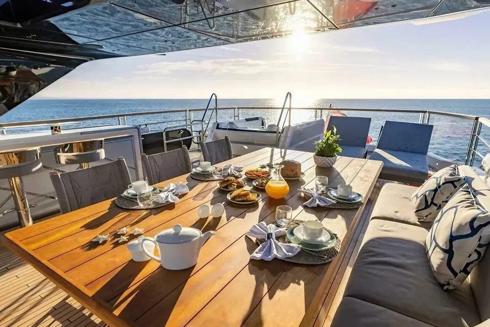 Contessa, 2024 Sunseeker 100 Yacht, photo 16