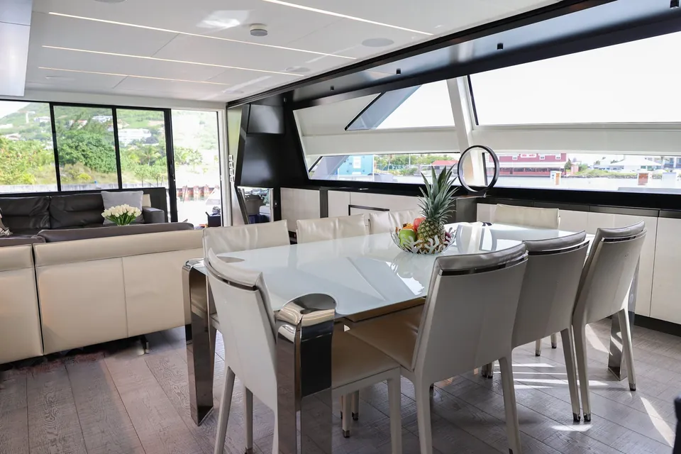 Queen B Sport, 2020 Pershing 9X, photo 15