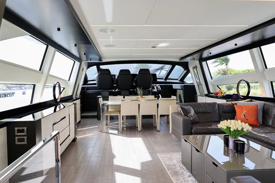 Queen B Sport, 2020 Pershing 9X, photo 25