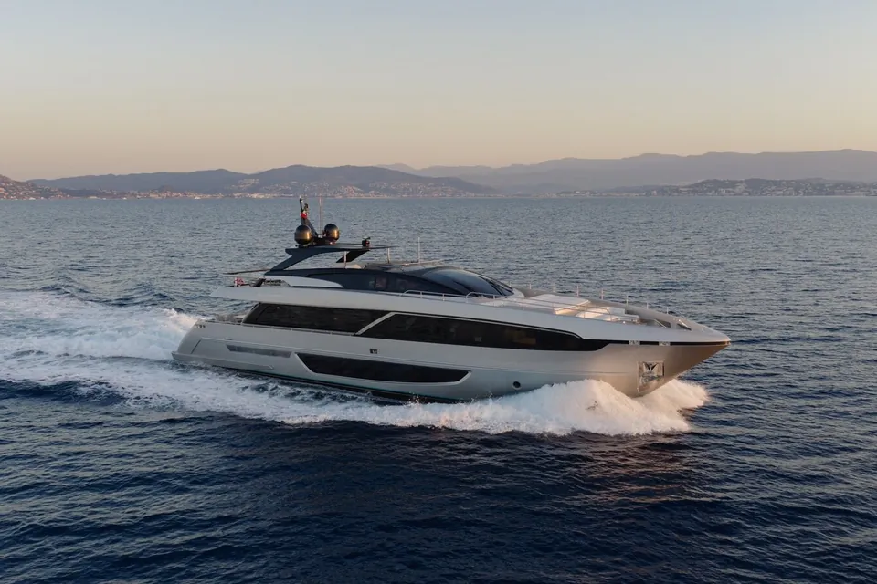 M, 2020 Riva 100' Corsaro, photo 2