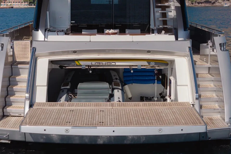 M, 2020 Riva 100' Corsaro, photo 9