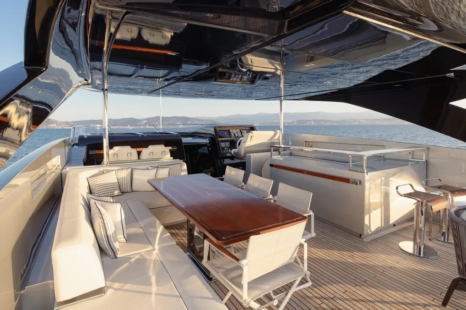 M, 2020 Riva 100' Corsaro, photo 13