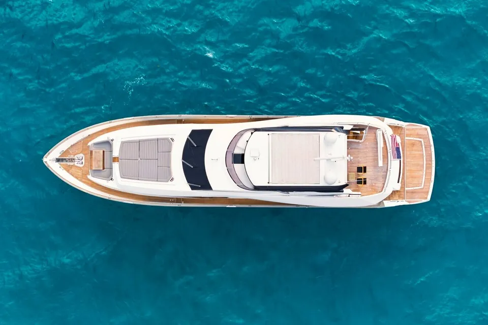 Pura Vida, 2020 Sunseeker 95 Yacht, photo 12