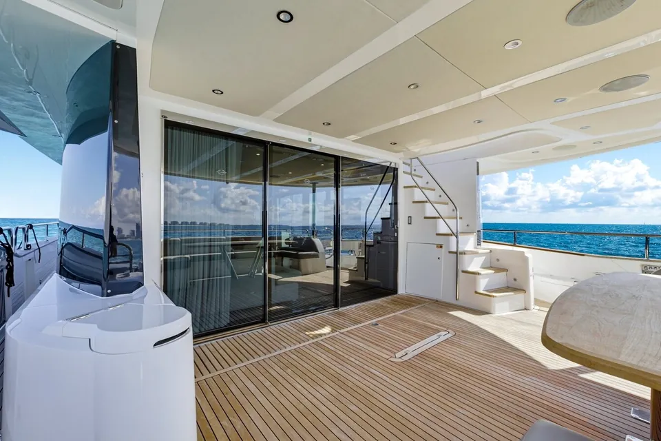 Pura Vida, 2020 Sunseeker 95 Yacht, photo 20