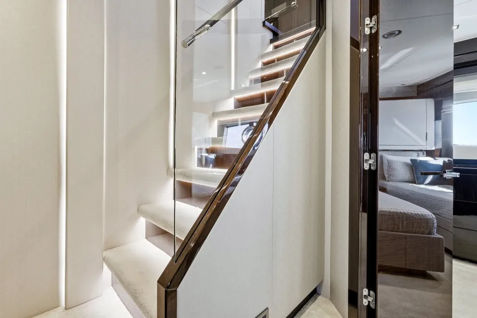 Pura Vida, 2020 Sunseeker 95 Yacht, photo 29