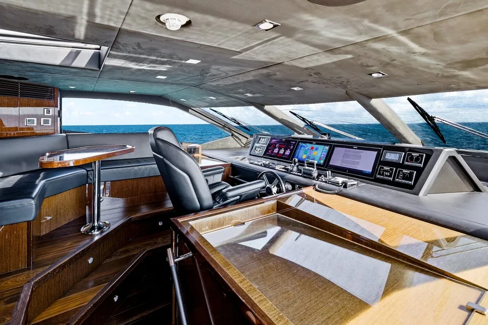 Pura Vida, 2020 Sunseeker 95 Yacht, photo 31