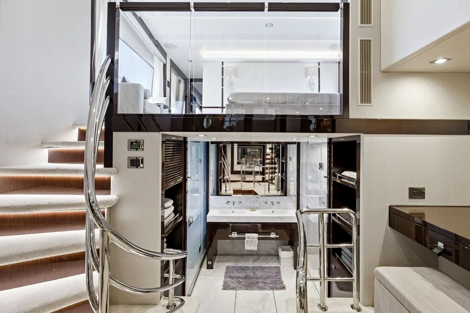 Pura Vida, 2020 Sunseeker 95 Yacht, photo 36