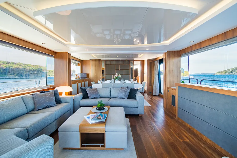 Black Mamba, 2020 Sunseeker 86 Yacht, photo 16