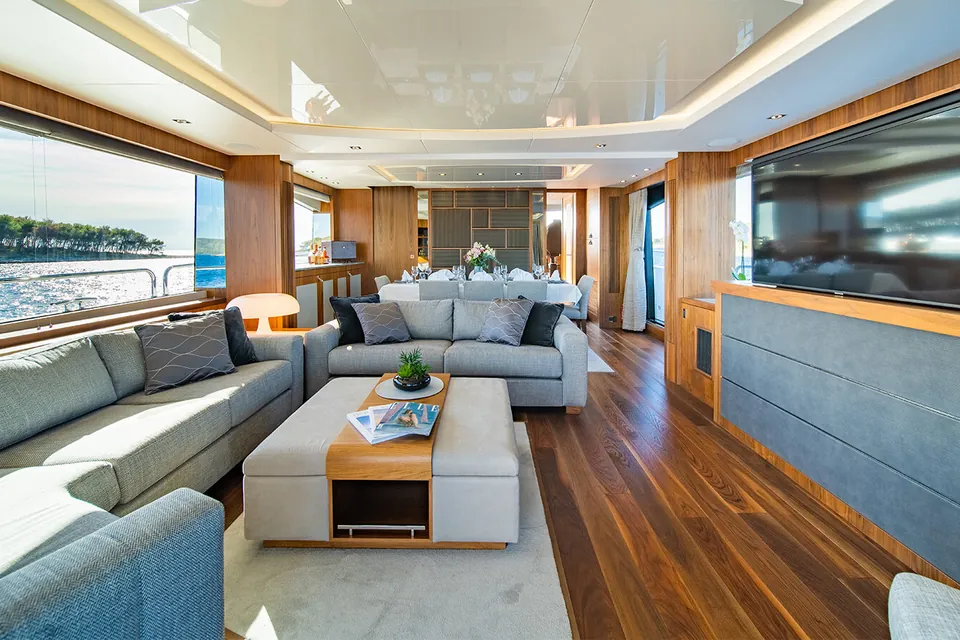 Black Mamba, 2020 Sunseeker 86 Yacht, photo 17