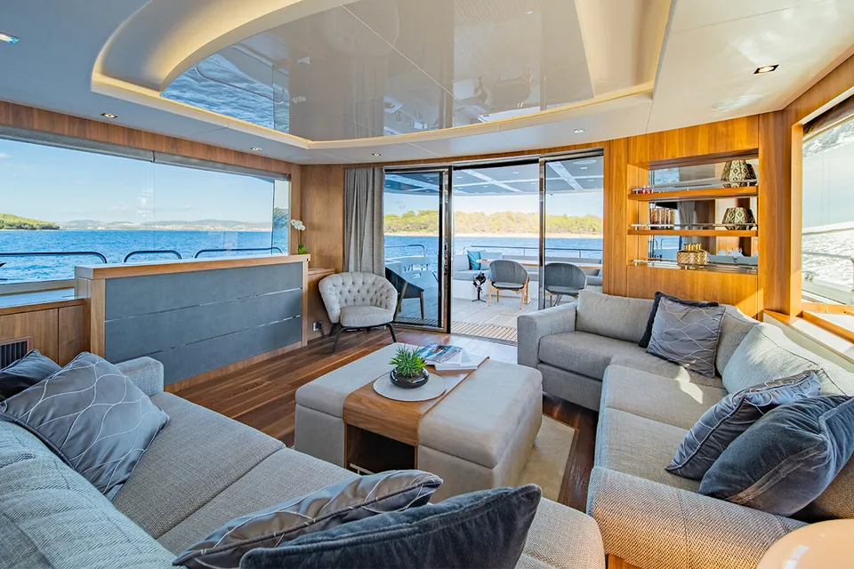 Black Mamba, 2020 Sunseeker 86 Yacht, photo 19