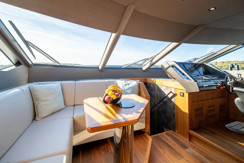 Black Mamba, 2020 Sunseeker 86 Yacht, photo 24