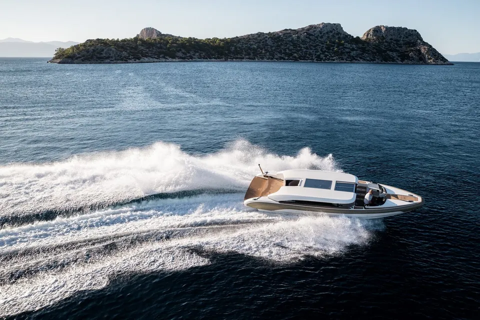 O'Ptasia, 2018 Golden Yachts Custom, photo 9