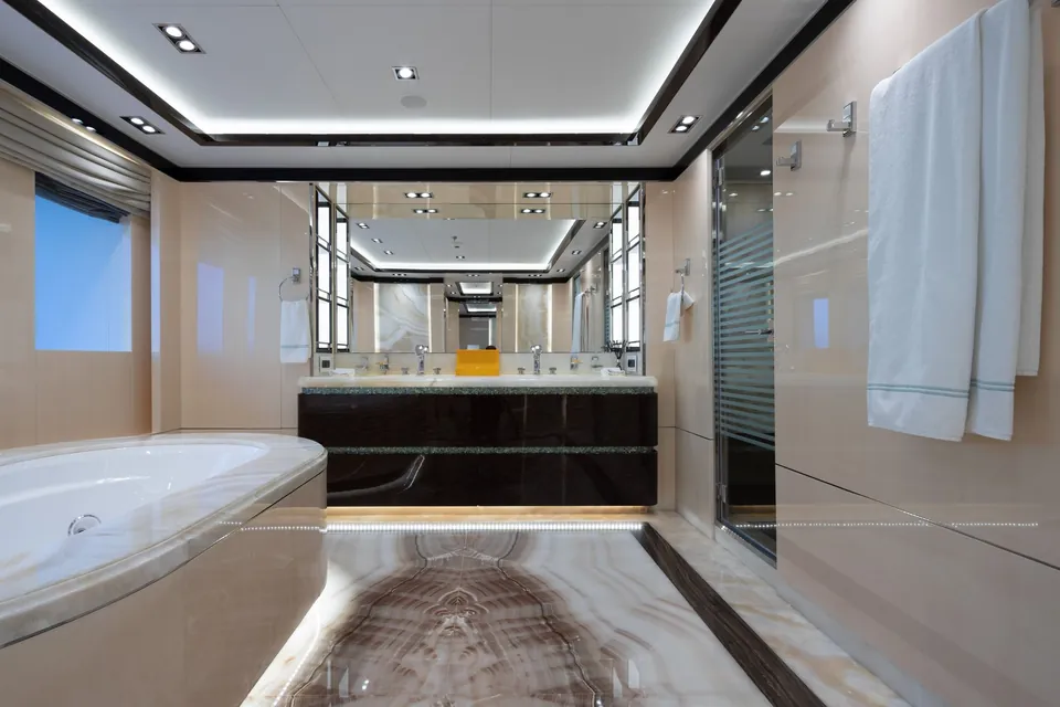 O'Ptasia, 2018 Golden Yachts Custom, photo 12