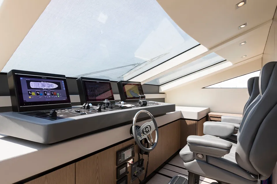 Francesca, 2018 Cerri Cantieri Navali CCN 102 FlyingSport, photo 19