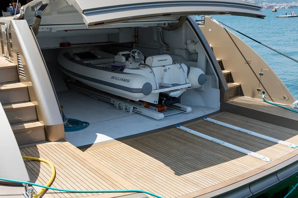 Francesca, 2018 Cerri Cantieri Navali CCN 102 FlyingSport, photo 23
